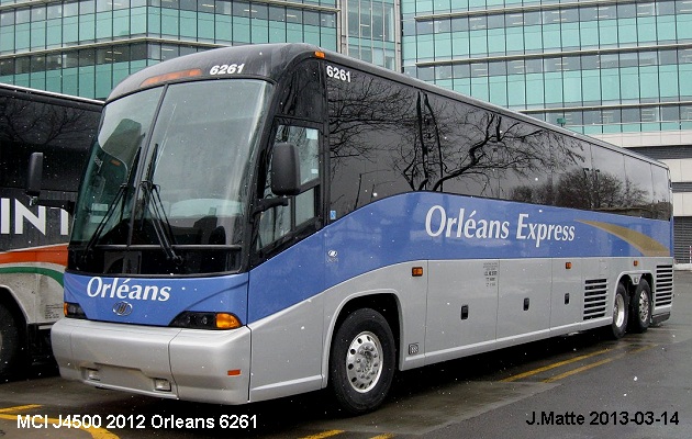 BUS/AUTOBUS: MCI J4500 2012 Orleans