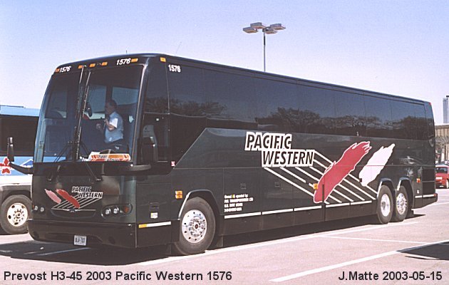 BUS/AUTOBUS: Prevost H3-45 2003 Pacific Western