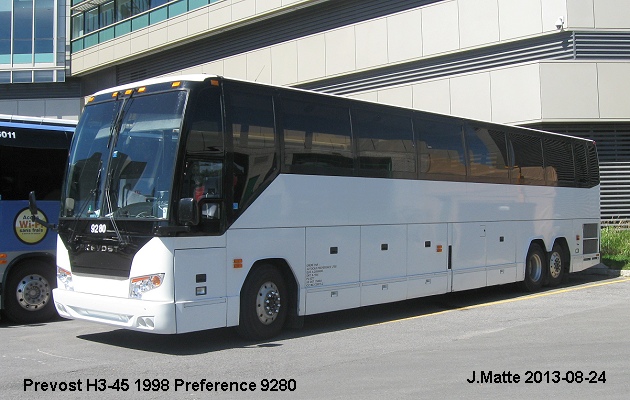 BUS/AUTOBUS: Prevost H3-45 1998 Preference