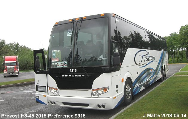 BUS/AUTOBUS: Prevost H3-45 2015 Preference