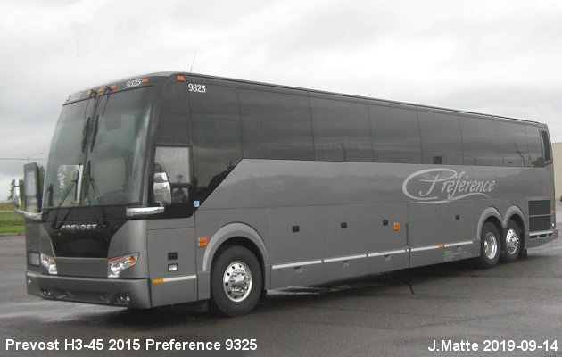 BUS/AUTOBUS: Prevost H3-45 2015 Preference