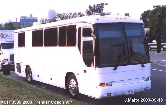 BUS/AUTOBUS: MCI F3500 2003 Premier Coach