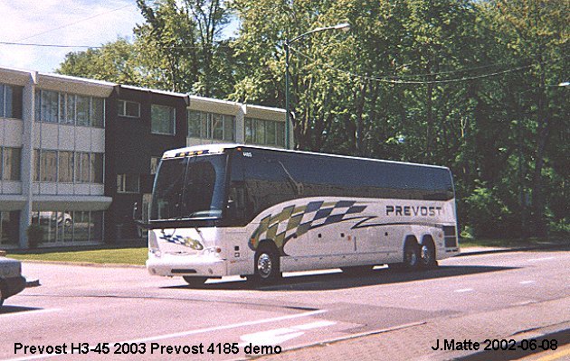 BUS/AUTOBUS: Prevost H3-45 2003 Prevost