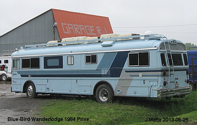 BUS/AUTOBUS: Blue Bird Wanderlodge 1984 prive