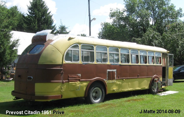 BUS/AUTOBUS: Prevost Citadin 1951 Prive