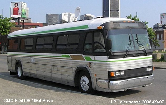 BUS/AUTOBUS: GMC PD4106 1964 Prive