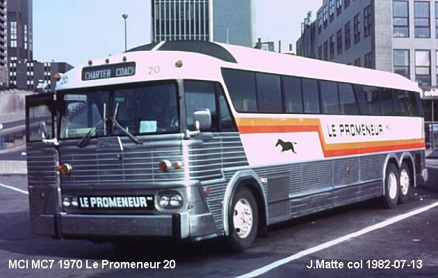 BUS/AUTOBUS: MCI MC 7 1970 Promeneur