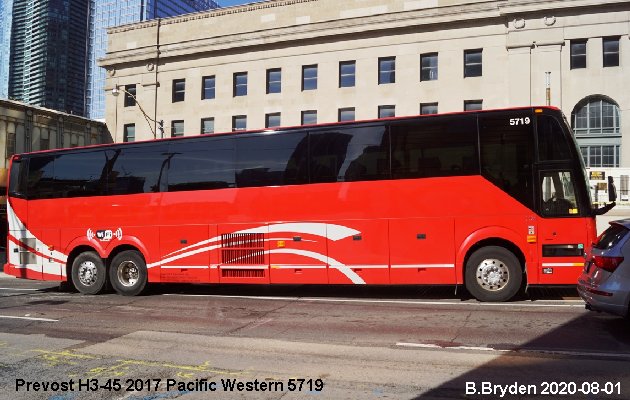 BUS/AUTOBUS: Prevost H3-45 2017 Pacific Western