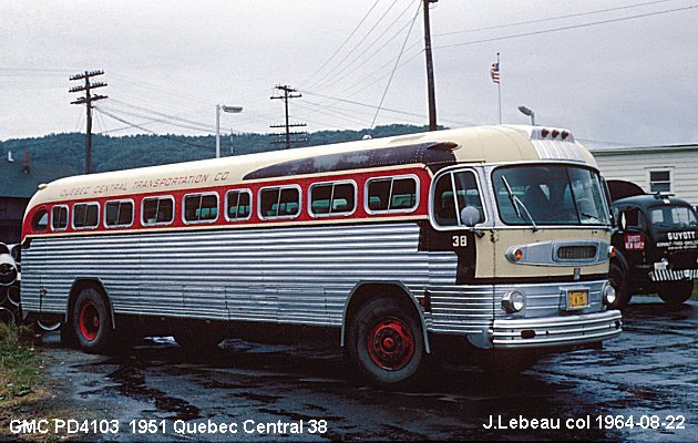BUS/AUTOBUS: GMC PD4103 1950 Quebec Central