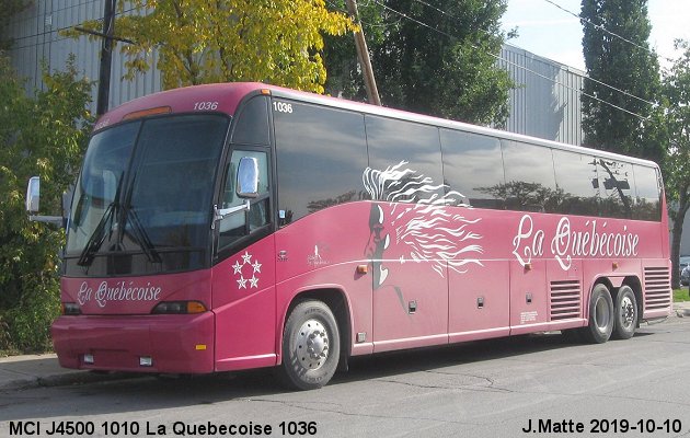 BUS/AUTOBUS: MCI J4500 2010 Quebecoise