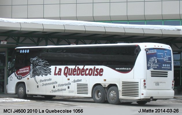 BUS/AUTOBUS: MCI J4500 2010 Quebecoise