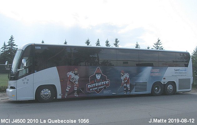 BUS/AUTOBUS: MCI J4500 2010 Quebecoise