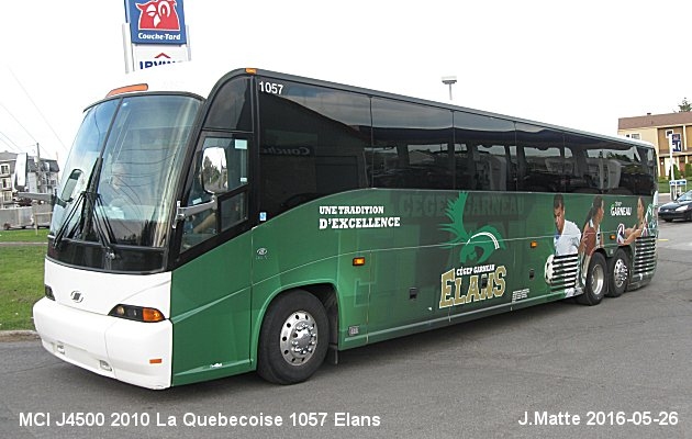 BUS/AUTOBUS: MCI J4500 2010 Quebecoise