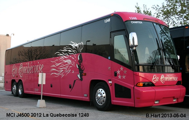 BUS/AUTOBUS: MCI J4500 2012 Quebecoise