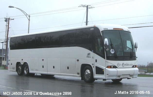 BUS/AUTOBUS: MCI J4500 2008 La Québecoise