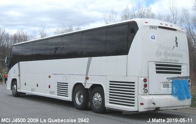 BUS/AUTOBUS: MCI J4500 2009 Quebecoise