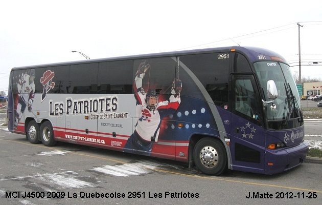 BUS/AUTOBUS: MCI J4500 2009 Quebecoise