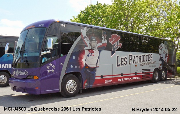 BUS/AUTOBUS: MCI J4500 2009 Quebecoise