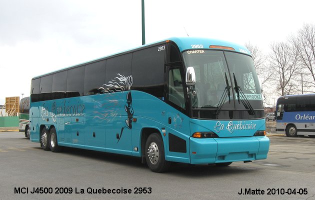 BUS/AUTOBUS: MCI J4500 2009 Quebecoise