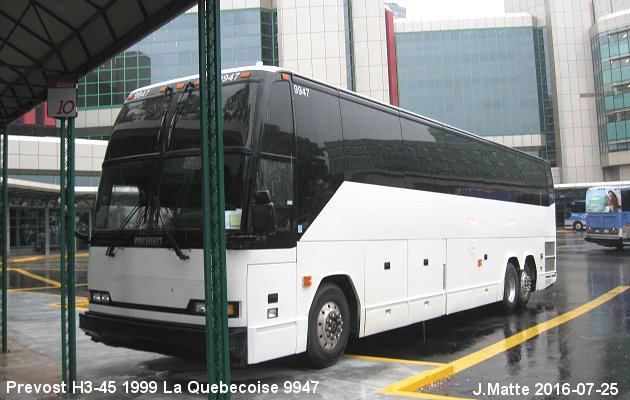 BUS/AUTOBUS: Prevost H3-45 1999 Quebecoise