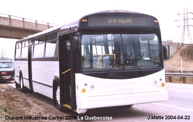 BUS/AUTOBUS: Dupont Industries Cartier 2004 Quebecoise