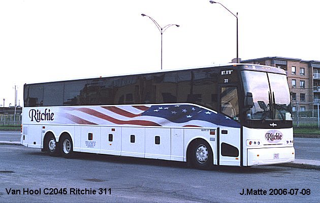 BUS/AUTOBUS: Van Hool C2045 2002 Ritchie