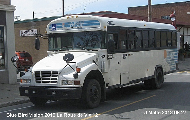 BUS/AUTOBUS: Blue Bird Vision 2010 Roue de Vie