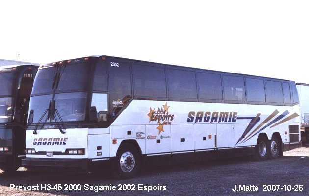 BUS/AUTOBUS: Prevost H3-45 2000 Sagamie