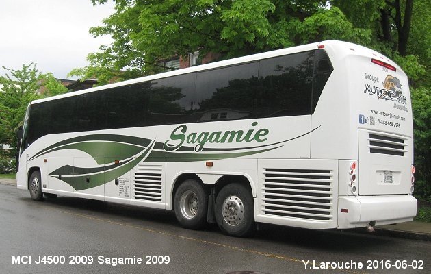 BUS/AUTOBUS: MCI J4500 2009 Sagamie