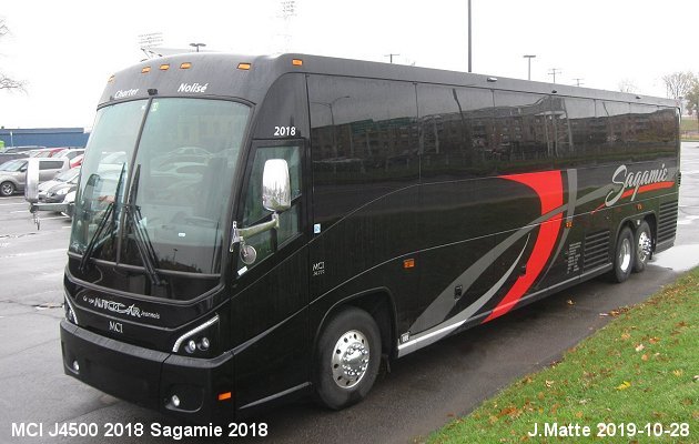 BUS/AUTOBUS: MCI J4500 2018 Sagamie