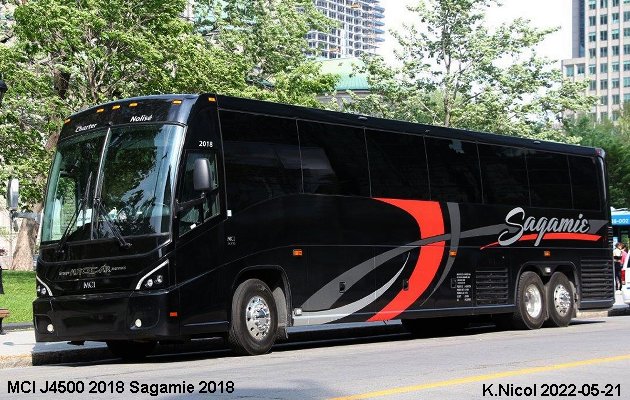 BUS/AUTOBUS: MCI J4500 2018 Sagamie