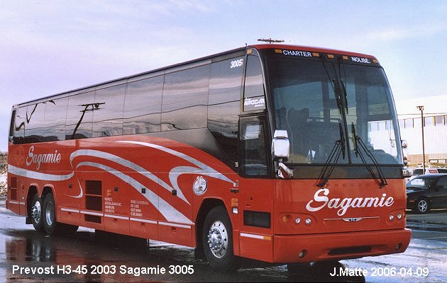 BUS/AUTOBUS: Prevost H3-45 2003 Sagamie