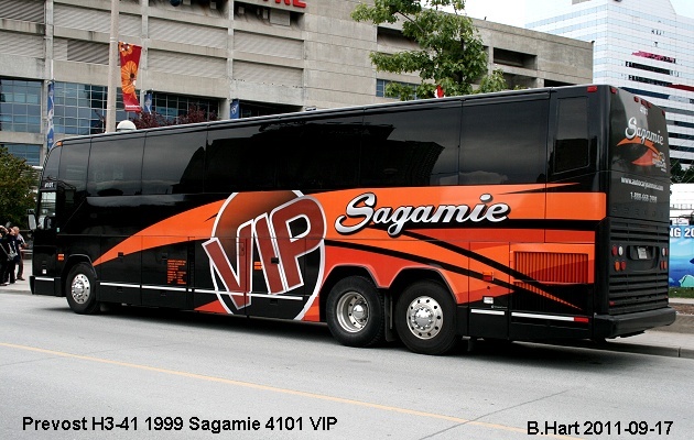 BUS/AUTOBUS: Prevost H3-41 1999 Sagamie