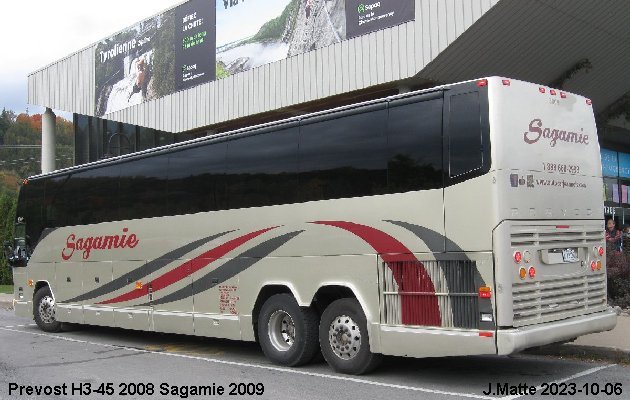 BUS/AUTOBUS: Prevost H3-45 2008 Sagamie