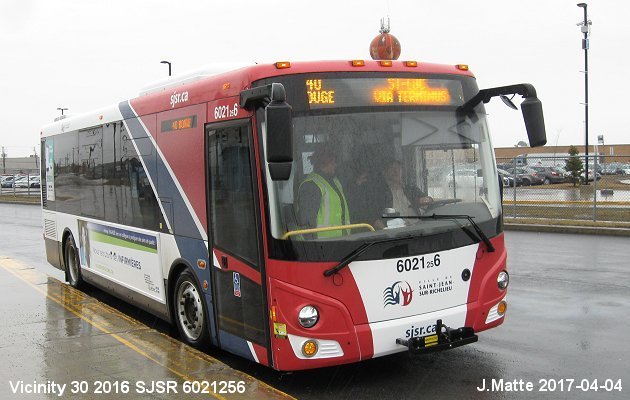 BUS/AUTOBUS: Vicinity 30 2016 SJSR
