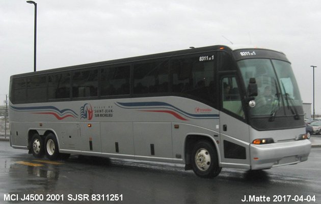 BUS/AUTOBUS: MCI J4500 2001 SJSR