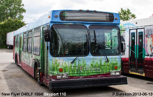 BUS/AUTOBUS: New Flyer D40LF 1994 Skyport