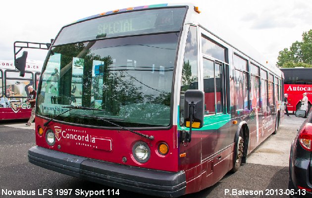 BUS/AUTOBUS: Novabus LFS 1997 Skyport