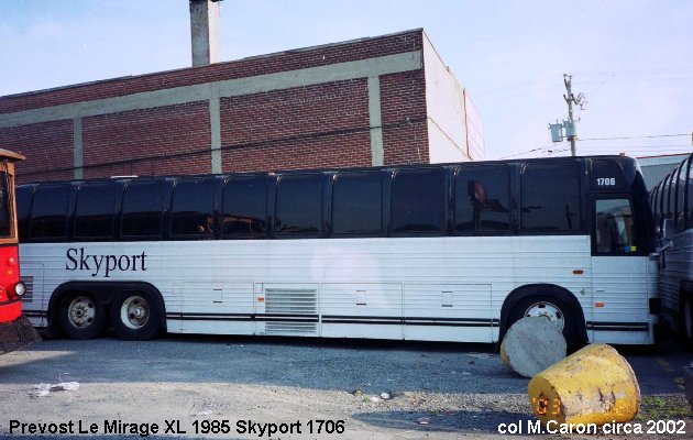 BUS/AUTOBUS: Prevost Le Mirage XL 1985 Skyport