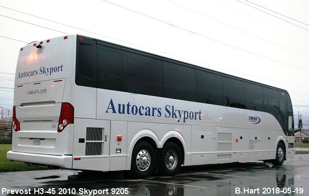 BUS/AUTOBUS: Prevost H3-45 2010 Skyport