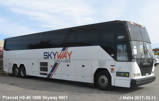 BUS/AUTOBUS: Prevost H3-45 1998 Skyway