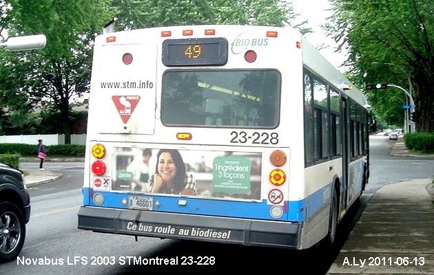 BUS/AUTOBUS: Novabus LFS 2003 STMontreal