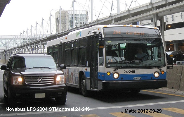 BUS/AUTOBUS: Novabus LFS 2004 STMontreal