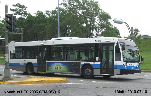 BUS/AUTOBUS: Novabus LFS 2006 STM