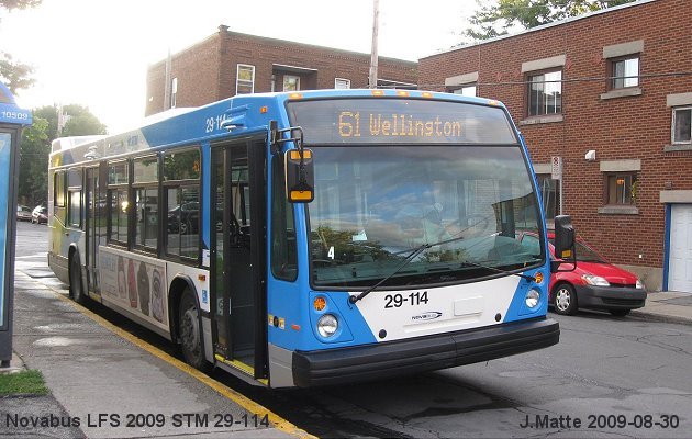 BUS/AUTOBUS: Novabus LFS 2009 STMontreal