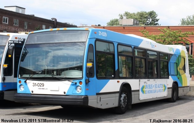 BUS/AUTOBUS: Novabus LFS 2011 STMontreal