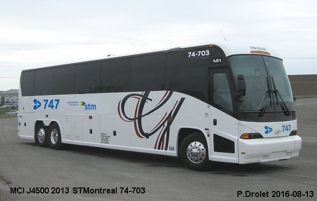 BUS/AUTOBUS: MCI J4500 2014 Galland/STMontreal