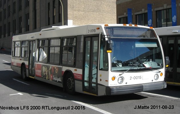 BUS/AUTOBUS: Novabus LFS 2000 RTLongueuil