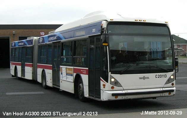 BUS/AUTOBUS: Van Hool AG 300 2003 RTLongueuil