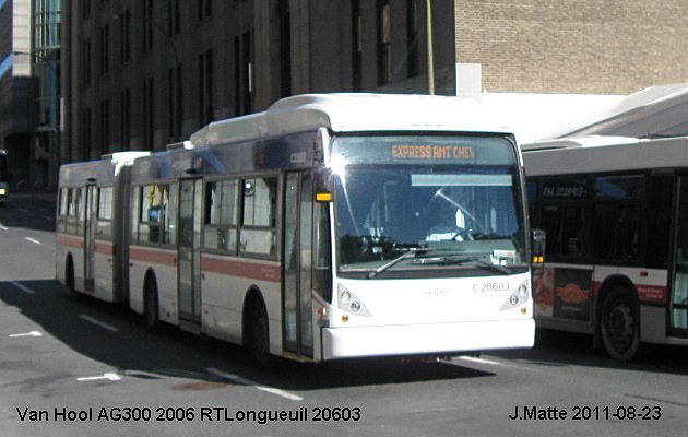 BUS/AUTOBUS: Van Hool AG300 2003 RTLongueuil